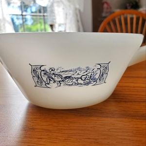 2 Vintage milk glass